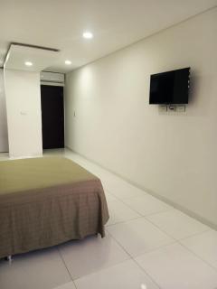 2L - Estilo y Comodidad en Sirari, Equipetrol - 2