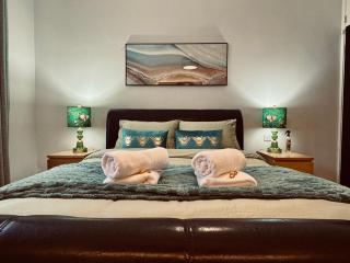 Stylish 2BR Grassmarket Flat with Castle Views & PS5 - Édimbourg - 0
