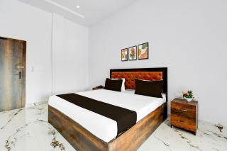 Hotel O S.S Continental - 9