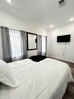 The Grand Central Flat - 4
