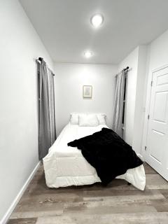 The Grand Central Flat - 2