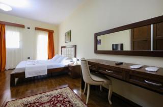 Hotel Kanione - Çorovodë - 1