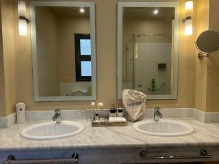 2 Bedroom Beach Villa with Private Pool & Beach Access - Ras al Khaimah - 8
