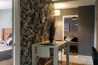 Getaway Accommodation with Pool Table and Jacuzzi! - Rotherham - 7