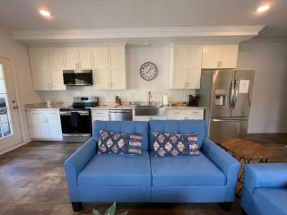 2bed2bath With Creek And Open Spaces - 7