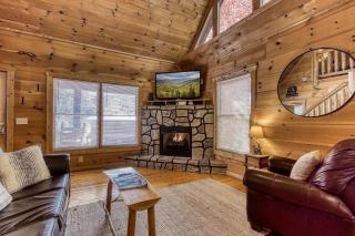 Whispering Pines by Beyond Expectations w Hot Tub - 2