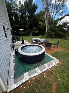 Family-Friendly 3BR w Hot Tub Games - 8