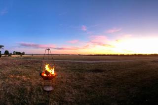 The Cosy Hide - A romantic rural retreat for 2 - 9