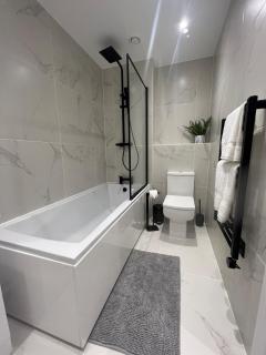 2 Bedroom Flat London - London - 8