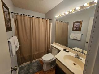 Little River Inn 1701 - 4