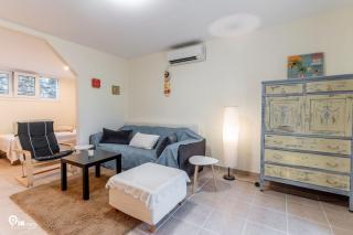 Erato - Cozy Garden Home in Artemida - 2