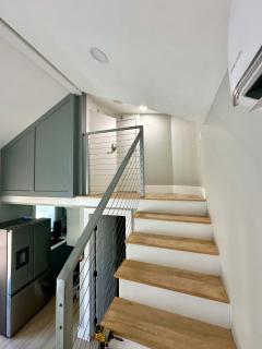 Tiny Private Room #2 in Shared 5BR House with Other Guests - 6
