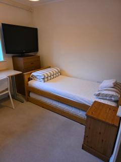 Tranquil Epsom Downs - 8