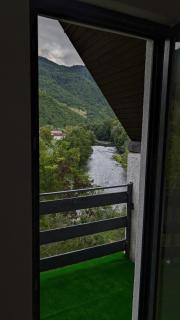 River`s Song Cottage - - 0