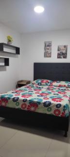E2P LINDO APARTAMENTO EN LAURELES ESTADIO LA MEJoR ZONA DE MEDELLIN - Medellín - 9