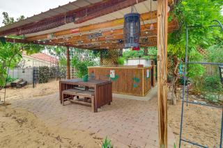 Outdoor Bar and Large Pool Retro ABQ Retreat! - 7