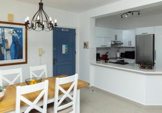 105 Kings Palace - Fabulous 2 Bed, 2 bath, Large Patio with Garden - Sea Views - Paphos - 9