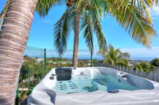 Villa Tima - Luxe Tropical avec Piscine Jacuzzi Sauna et Vue Panoramique - La Possession - 1