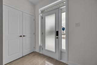 Executive 4BDRM Home with Loft and Bsmnt - Ottawa - 7