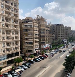 شقه فندقية تبعد عن مطار القاهرة 10 دقائق - 9