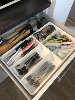 2 bedrooms for 5 with parking - near tram - 3