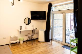 Nordic Villa Brasov - With Private Yard, BBQ & Free Parking, 4 km from City Center - 6