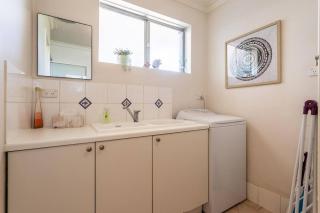 West Coast Delight Beach 1br 1 Bth - Perth - 2