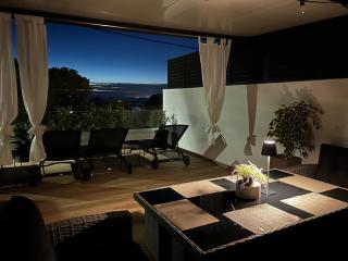 Beachfront house Miamore - 10 m from the sea - 5