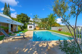 Villa Tima - Luxe Tropical avec Piscine Jacuzzi Sauna et Vue Panoramique - La Possession - 8