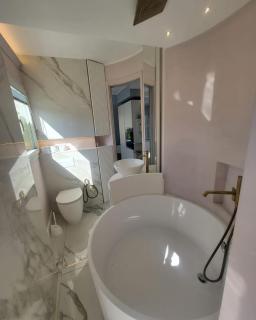 Madame blue 4-star two-room apartment facing the sea, health design - 7