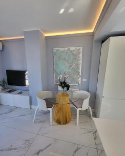Madame blue 4-star two-room apartment facing the sea, health design - 5