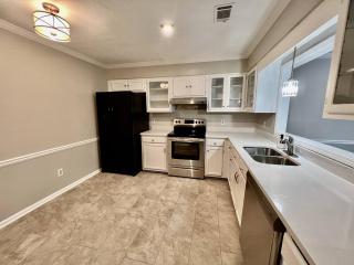 Ecstatic Town Home In Stone Mountain - 2