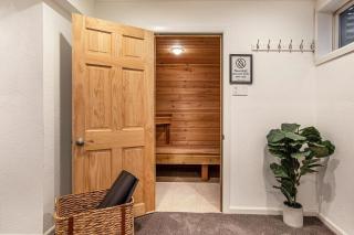 Suburban Sanctuary Sauna Tub Large Yard - Westminster - 8