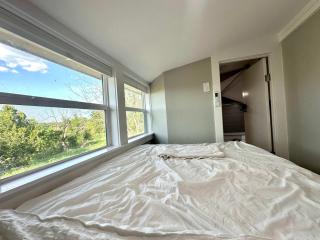 Tiny Private Room #4 in Shared 5BR House with Other Guests - 2