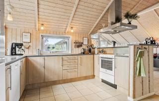 Gorgeous Home In Ebeltoft With Sauna - 5