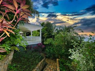 Private Hilltop Home Located Overlooking Roatans Beautiful Turquoise Reef, - Sandy Bay - 7