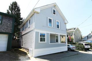 Downtown Charming Retreat Newport - 9