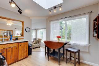 Walk to Main Avenue Cozy Unit in Warrenton - 4