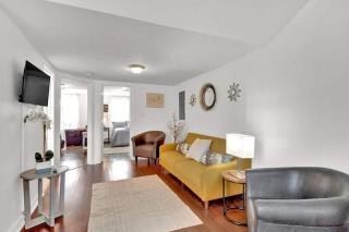 Open Flat By Park & Metro - 9