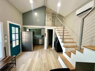 Tiny Private Room #2 in Shared 5BR House with Other Guests - Austin - 4