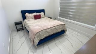 Luxury Home - Victoria - 2