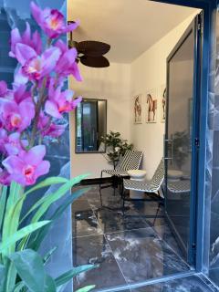 Celine Luxury Suites and Rooms - 9