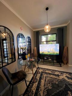 2 Bedroom Apartment in Sea Point - 8