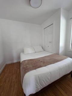 Hunts Point Beachside Suite #13 - Summerville Centre - 3