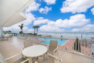 Serene 2BR Oceanfront Condo with Balcony, Florida - 0