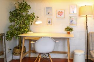 Charming Basement Suite with Private Entrance Near Subway, Koreatown & UofT - 9