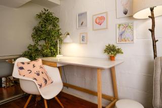 Charming Basement Suite with Private Entrance Near Subway, Koreatown & UofT - 0