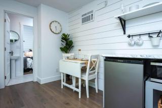 Private Escape! Tiny Home Style - Camas - 3