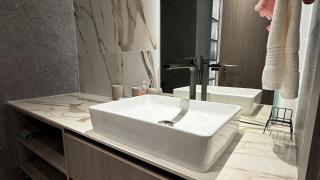 Brand New Sleek Luxury Studio - 8