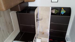 Kraybrezhna Apartment - 4